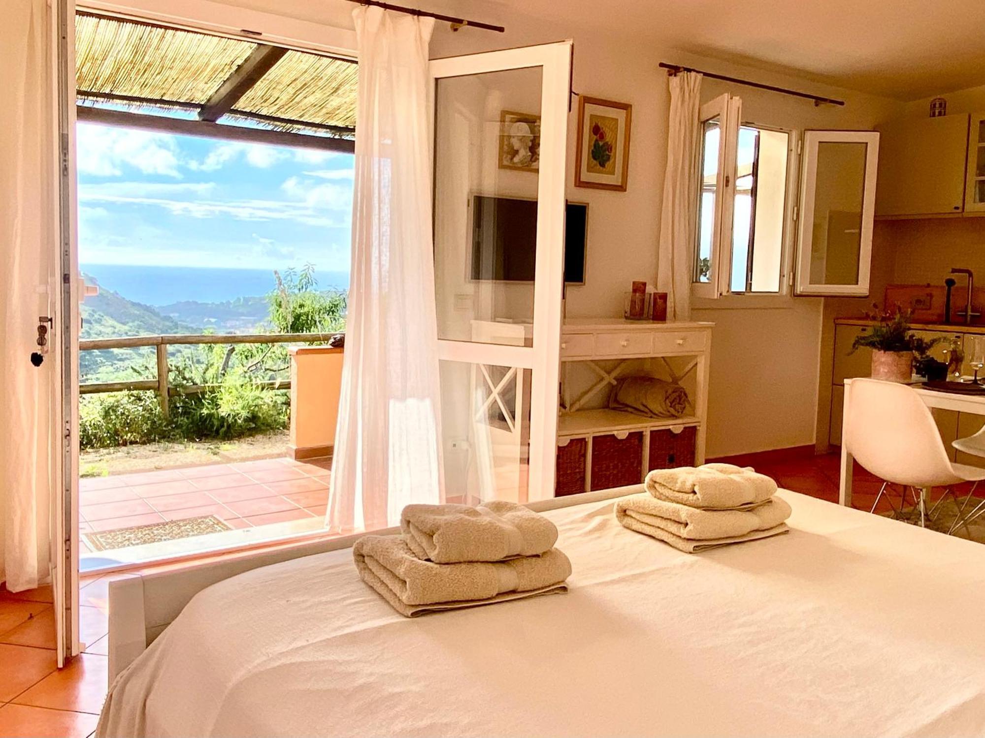 Aria Di Collina - Isola D'Elba Lejlighed Porto Azzurro Eksteriør billede